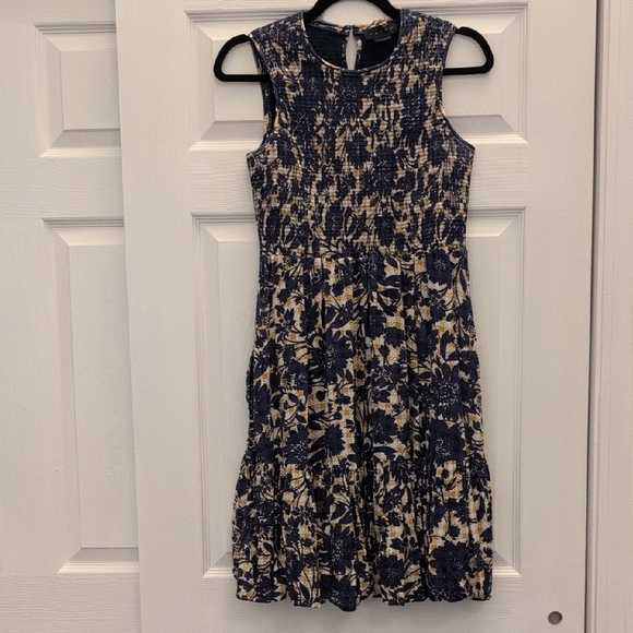 Hatch Blue Floral Size 1 Maternity Dress - Picture 2 of 13